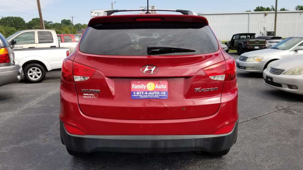 Hyundai Tucson 2012 Red