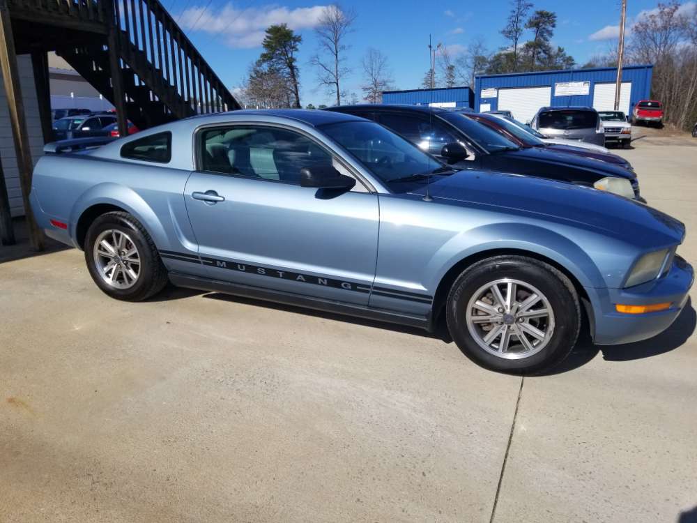 Ford Mustang 2005 Blue