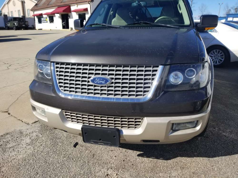 Ford Expedition 2006 Brown