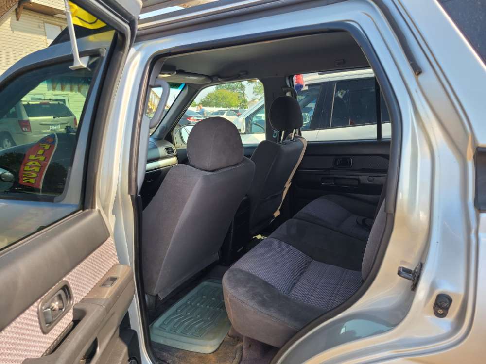 Nissan Pathfinder 2004 Silver