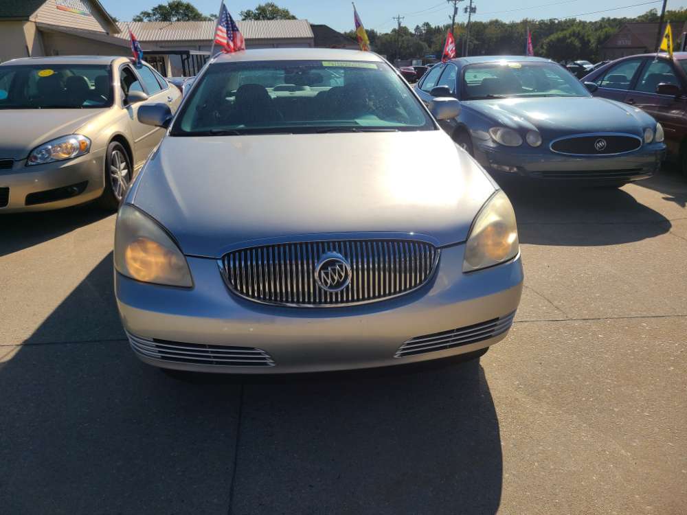 Buick Lucerne 2007 Silver