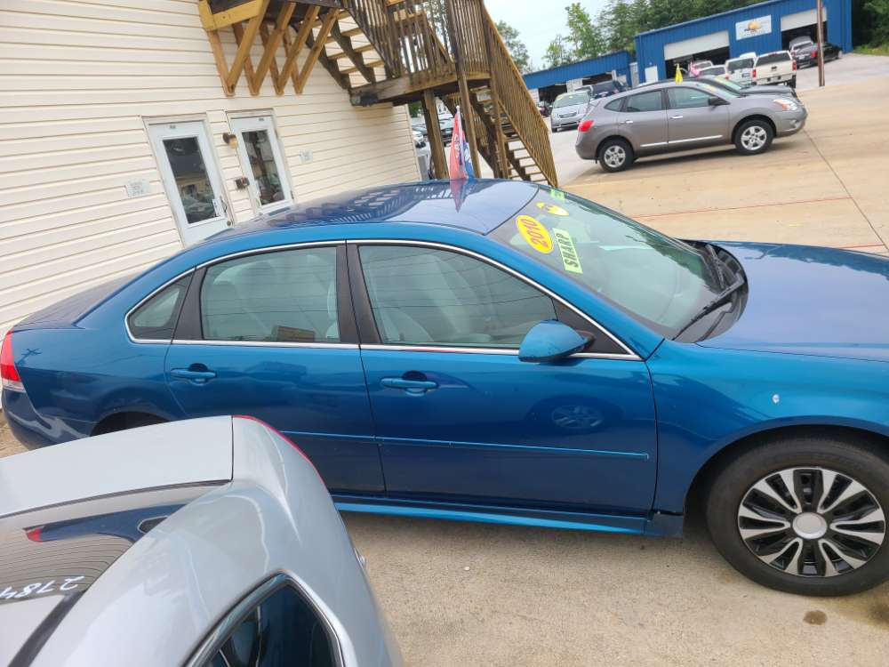 Chevrolet Impala 2010 Tan
