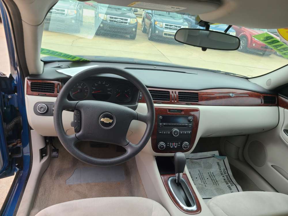 Chevrolet Impala 2010 Tan