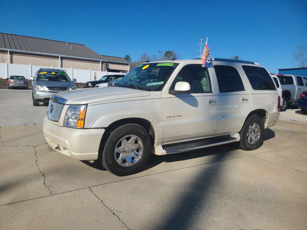 Cadillac Escalade 2004 White