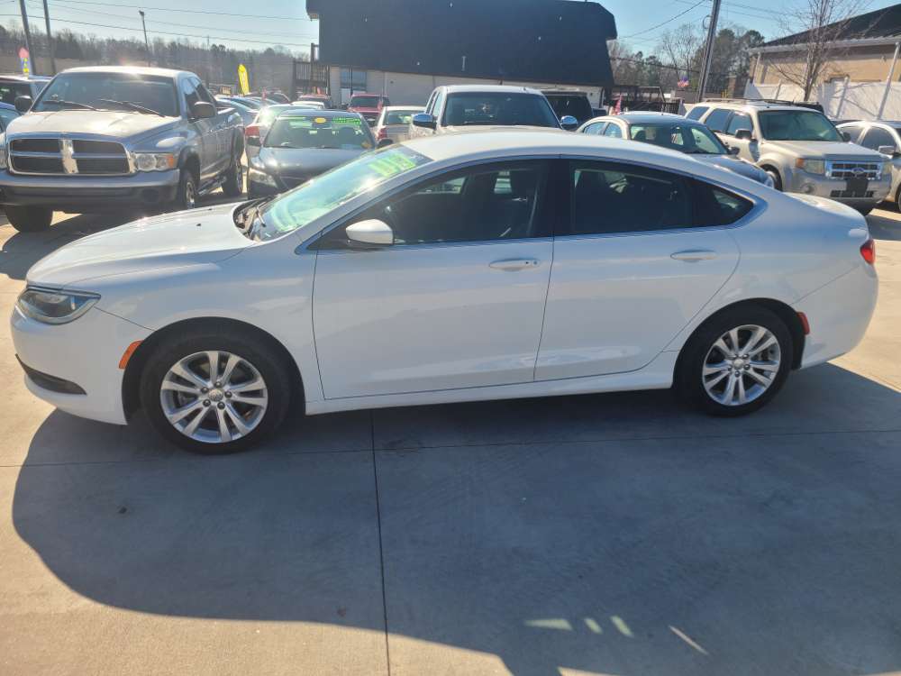 Chrysler 200 2016 White