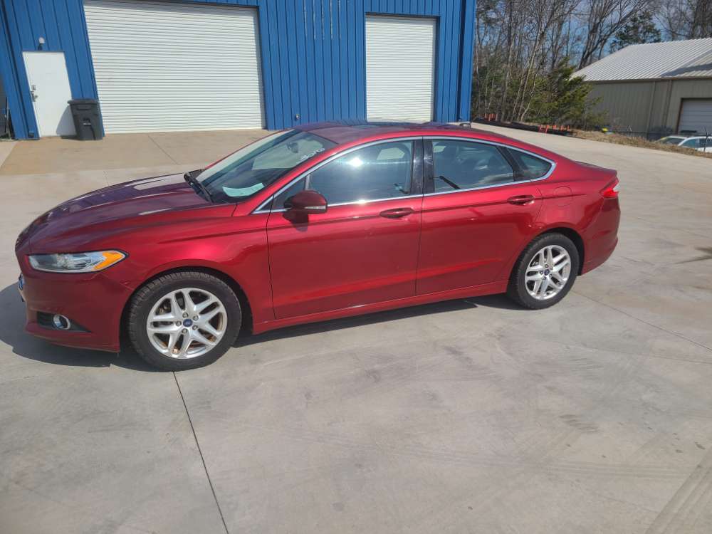 Ford Fusion 2013 Red