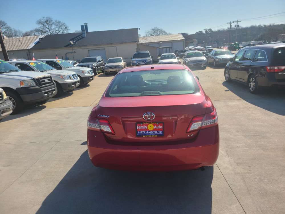 Toyota Camry 2010 Red