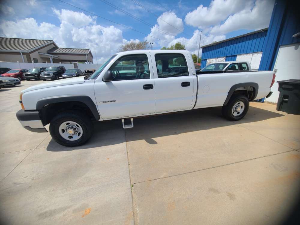 Chevrolet Silverado 2003 White