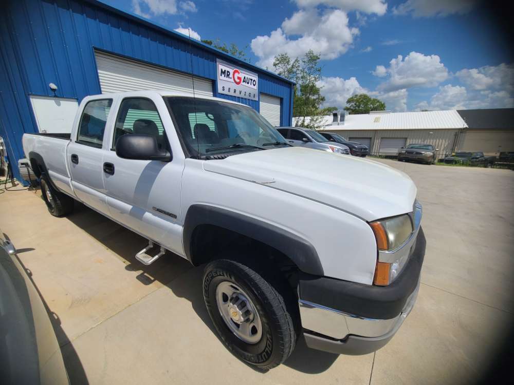 Chevrolet Silverado 2003 White