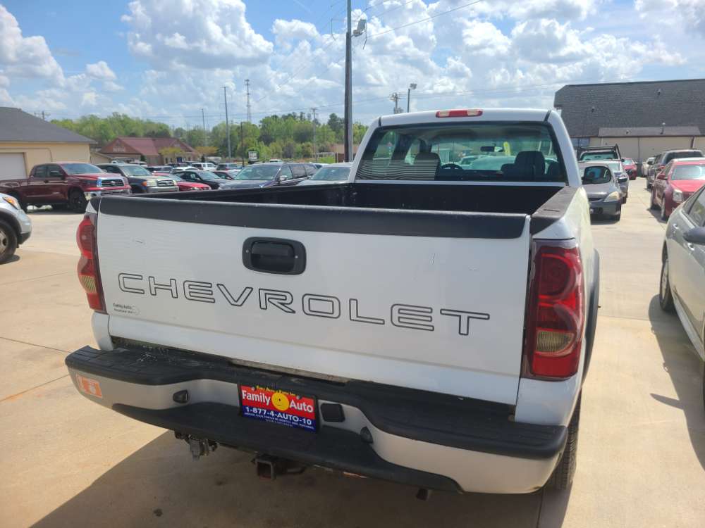 Chevrolet Silverado 2003 White