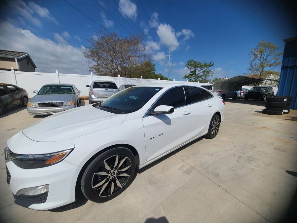 Chevrolet Malibu 2020 White