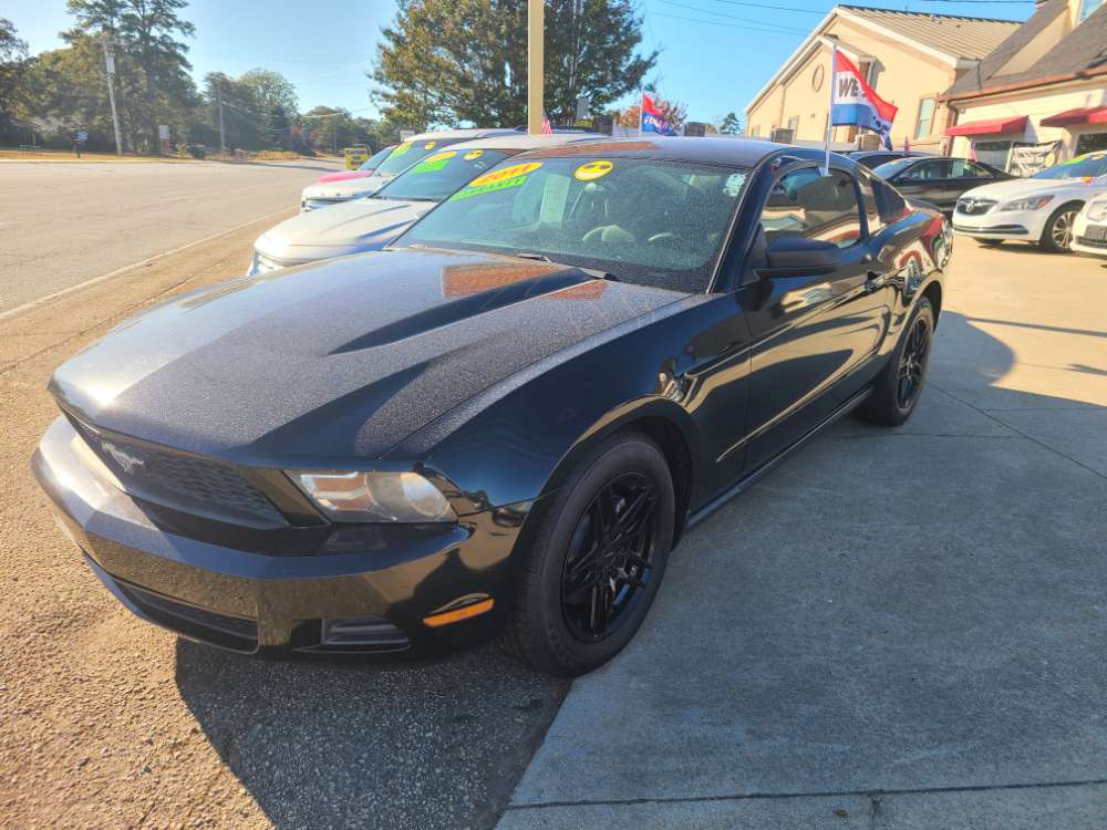 Ford Mustang 2011 Black
